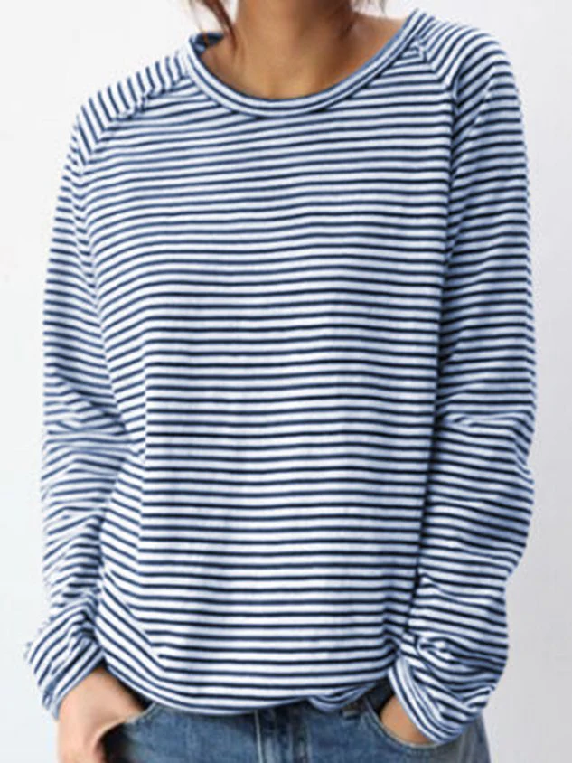 Maria Elena | Modern and fashionable winter clothing item - Image 5