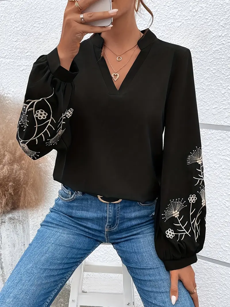 María José® | Blouse With Floral Embroidery And Lantern Sleeves For An Elegant Style - Image 4