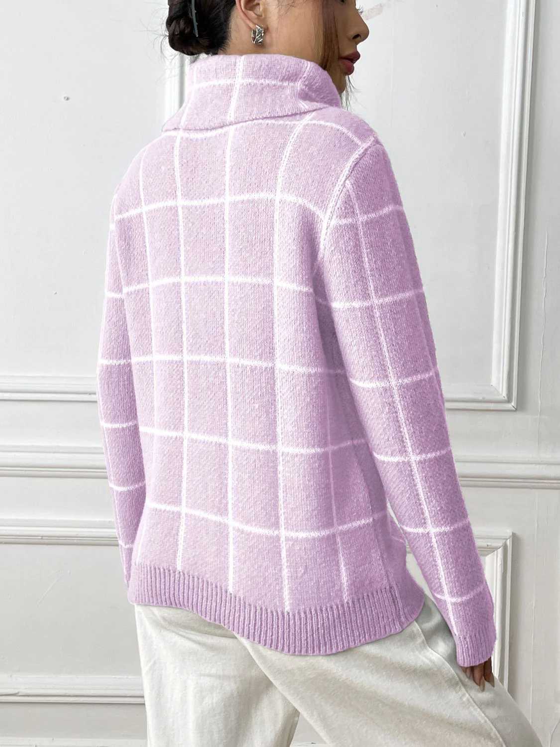Marianna | Long-sleeved turtleneck sweater with a heart-shaped check pattern - Image 14