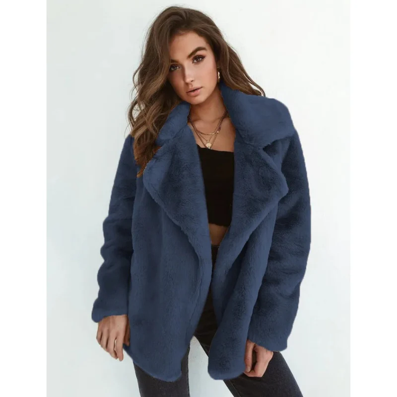 Maricela | Fashionable and minimalist winter garment - Image 3