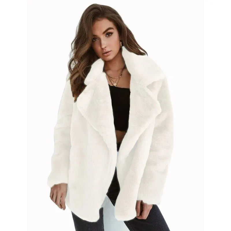 Maricela | Fashionable and minimalist winter garment - Image 4