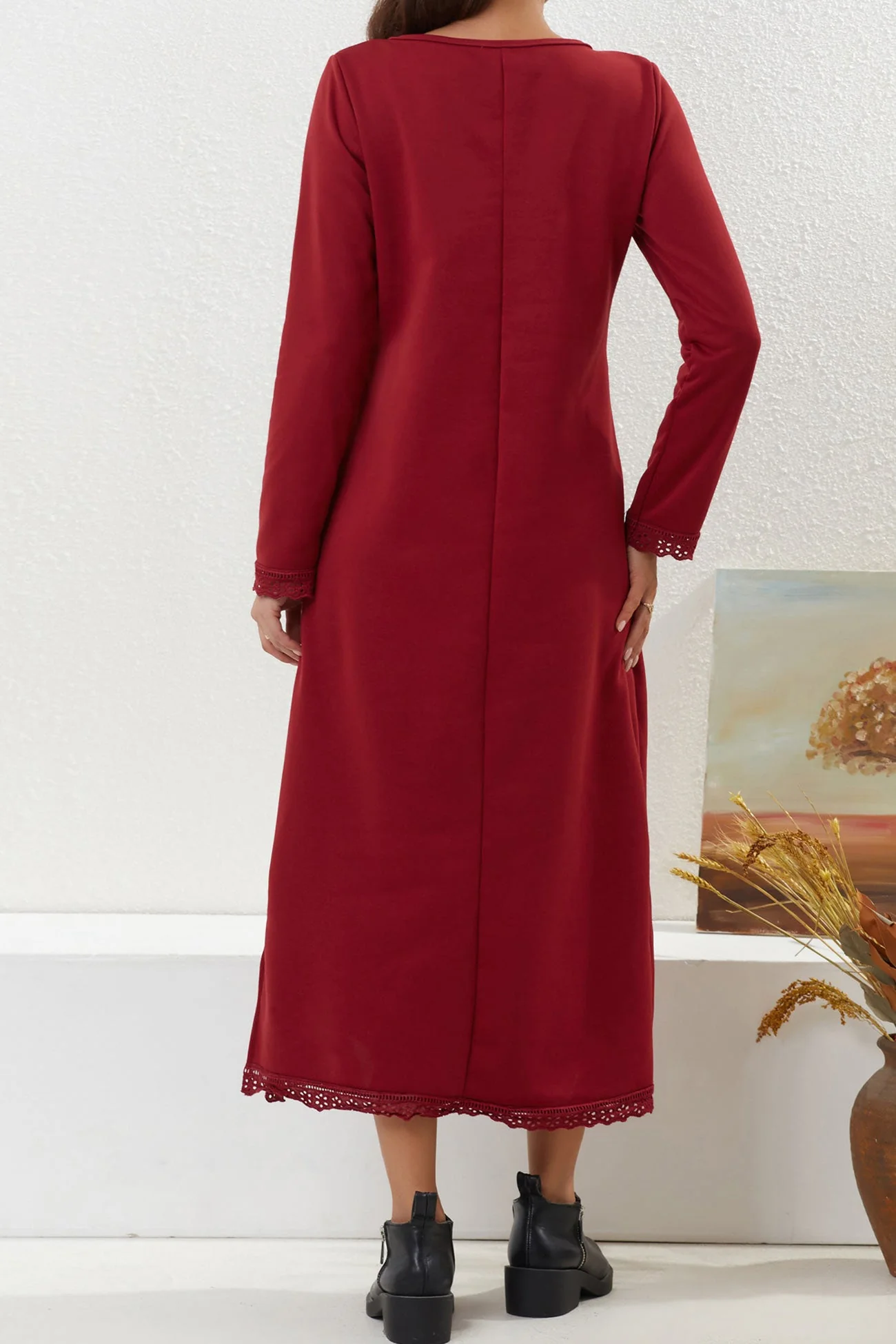Marta | Solid dress with lace hem and pockets - Image 12