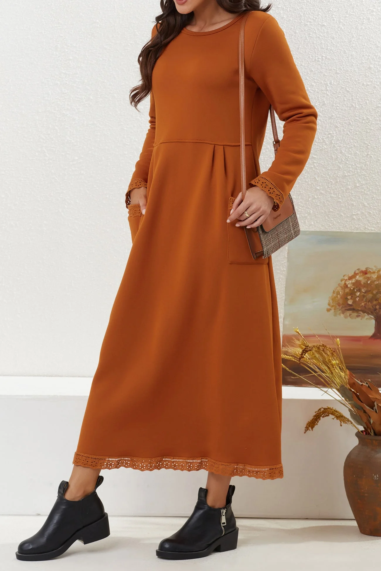 Marta | Solid dress with lace hem and pockets - Image 14