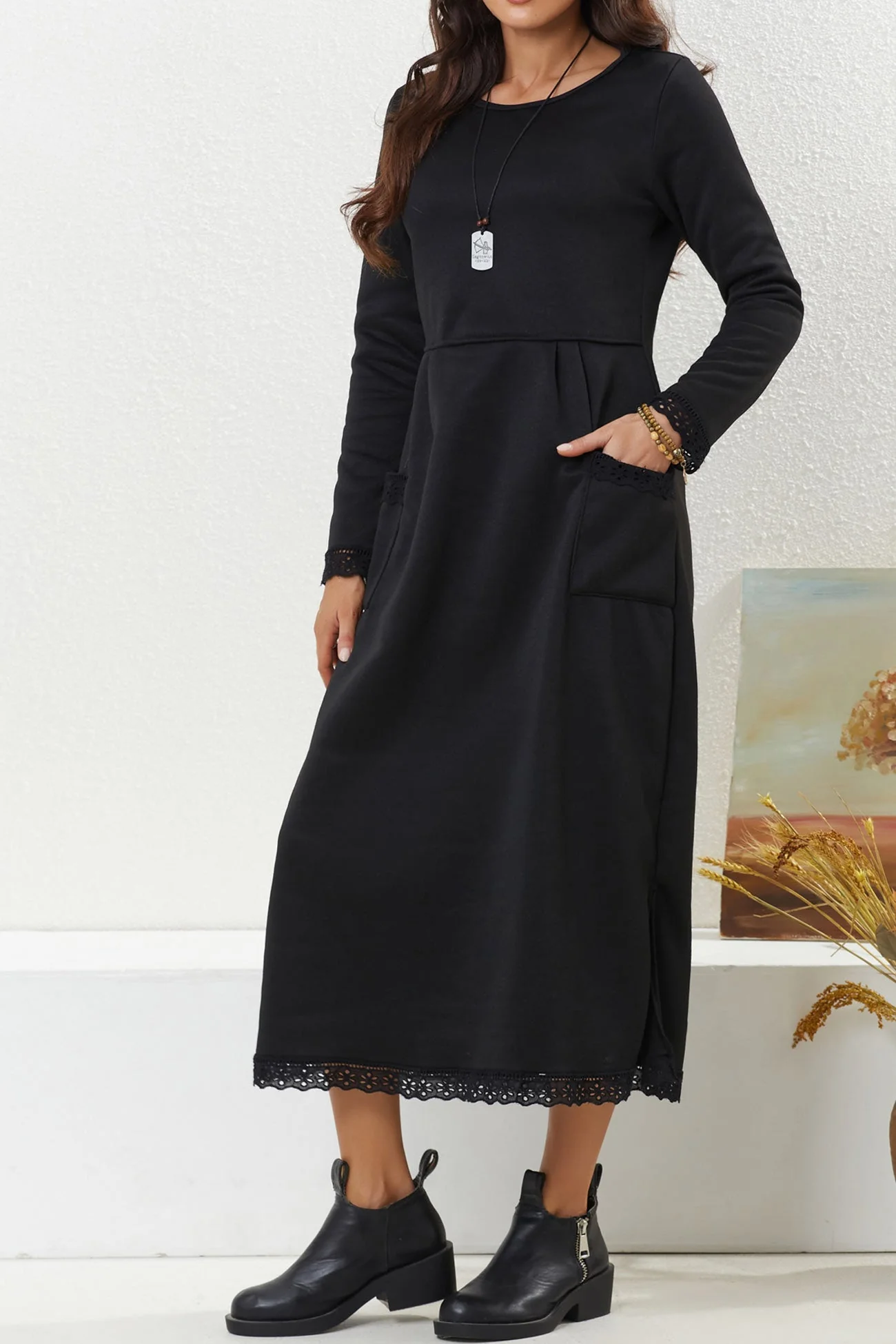 Marta | Solid dress with lace hem and pockets - Image 18