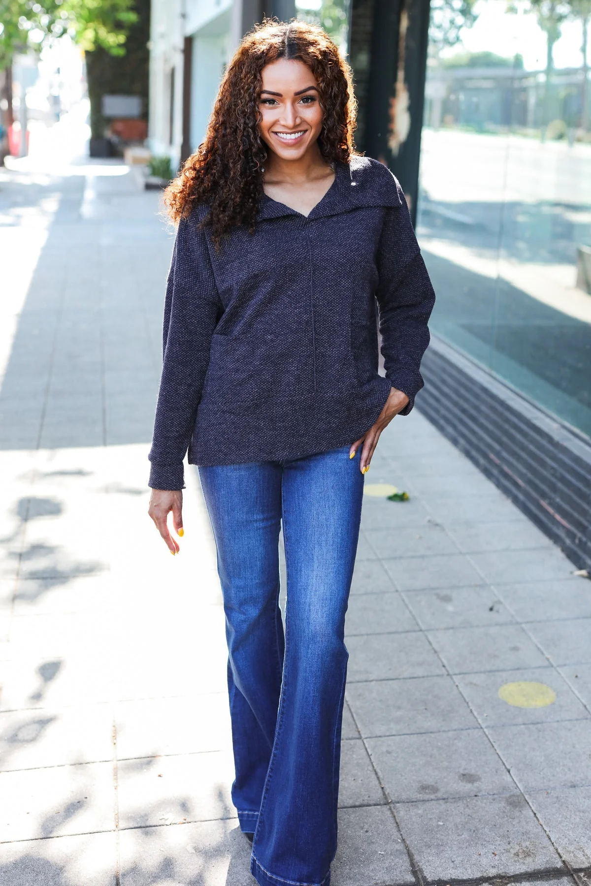 Martina | Easy Living Charcoal textured knit sweater with a notched neckline and oversized collar - Image 4