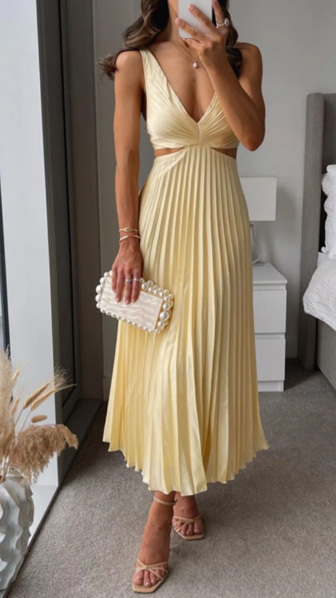 Mary® | Pleated Long Dress With A Cut Out Waist