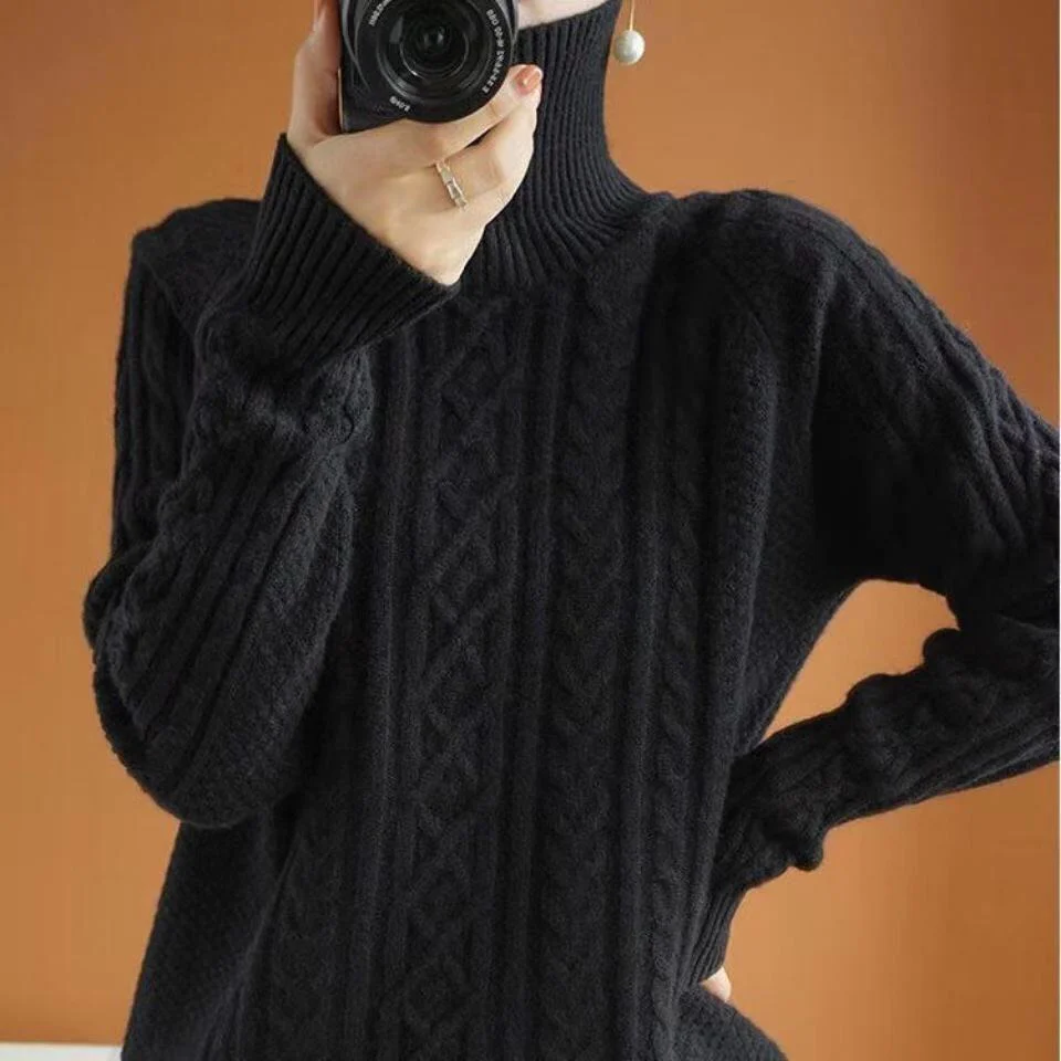 Mayte | Warm knitted sweater for women with a turtleneck - Image 2