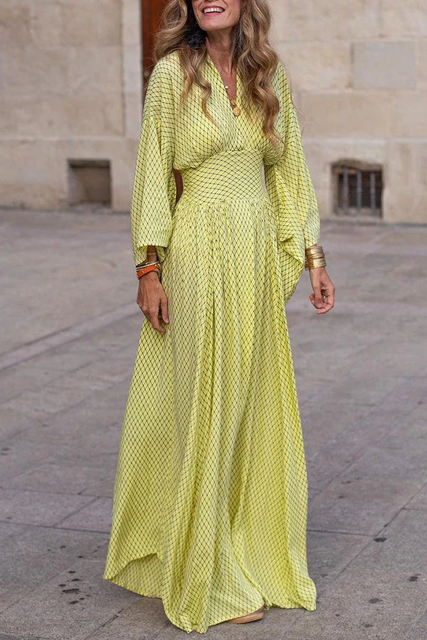 Mercedes® | Women's geometric long-sleeved dress - Image 5