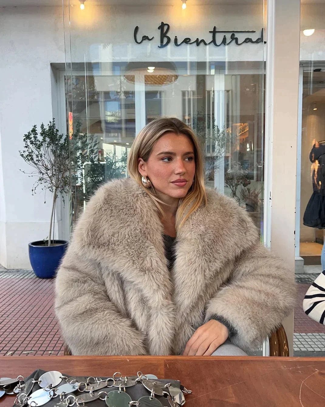 Mercedes | Elegant women's coat