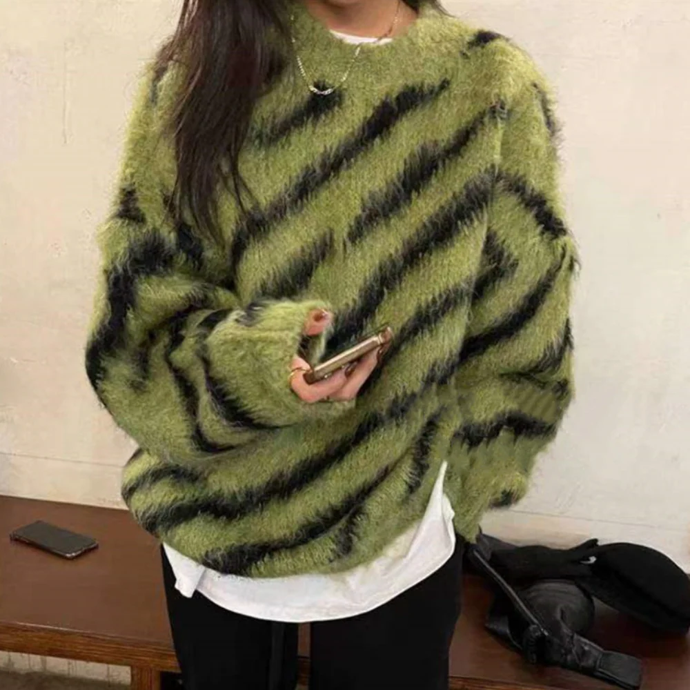 Micaela | Casual and comfortable winter sweater - Image 4