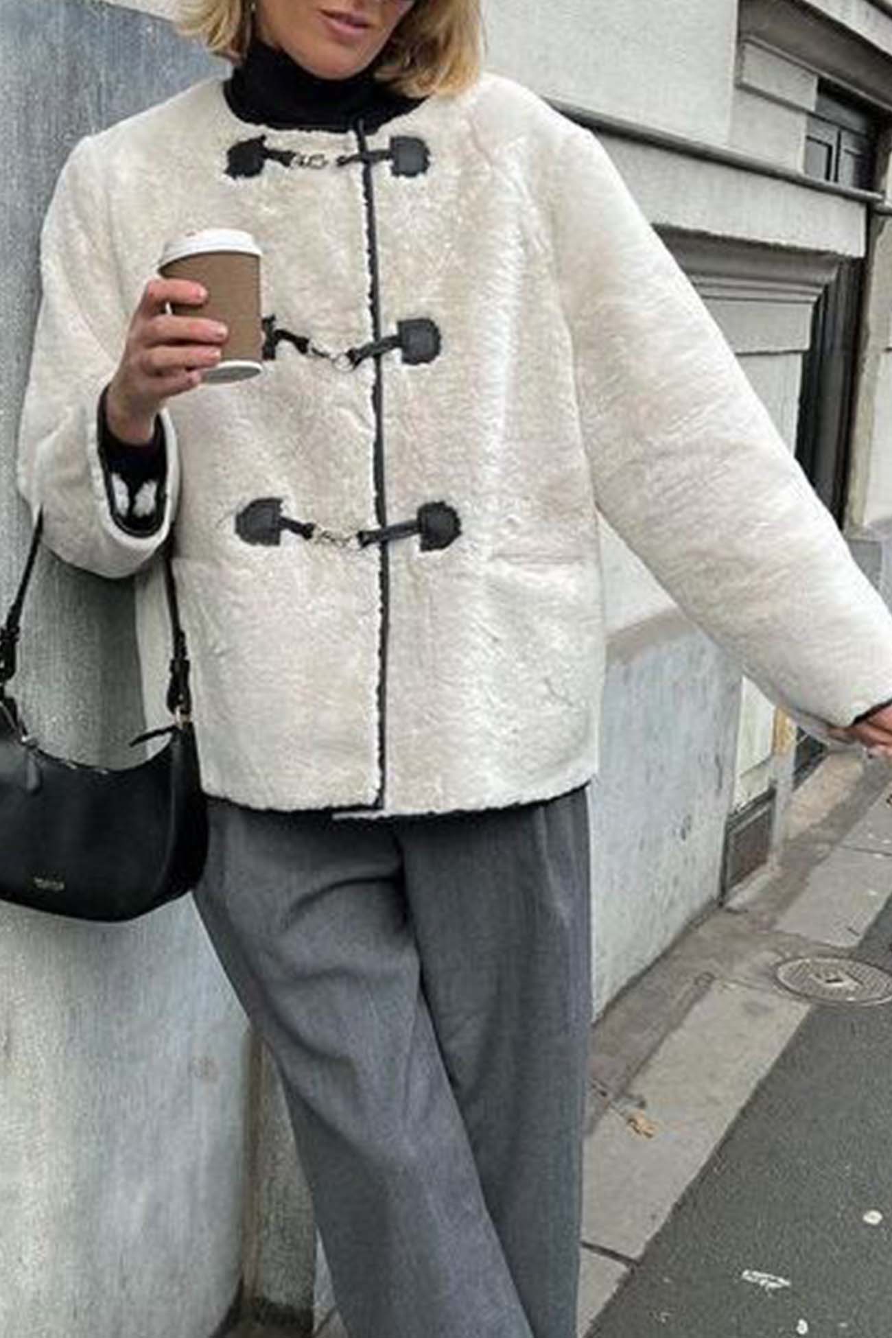 Milagros | Plush jacket with a scoop neck and metal buttons - Image 3