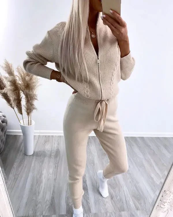 Miranda | Elegant two-piece women's outfit set for winter - Image 2