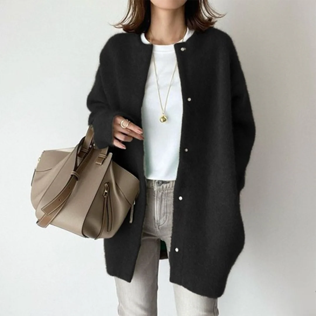 Miranda | Chic and Comfortable Cardigan - Image 2
