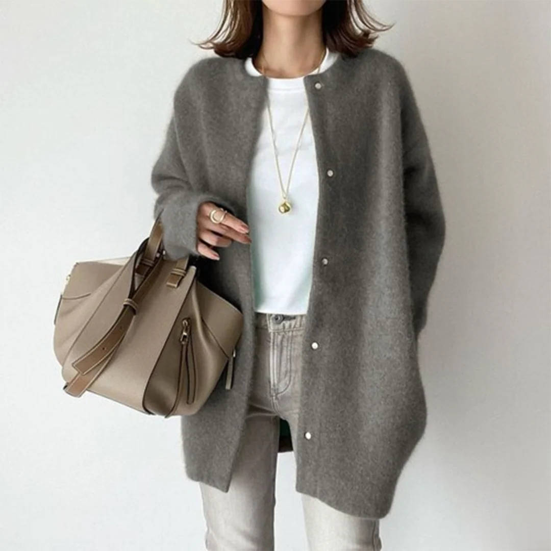 Miranda | Chic and Comfortable Cardigan - Image 4
