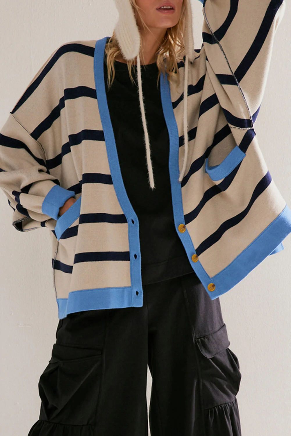 Monica| Casual and fashionable winter cardigan - Image 25