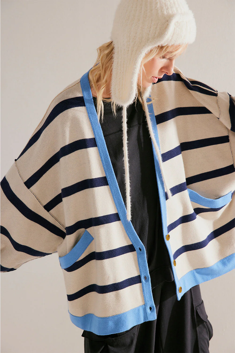 Monica| Casual and fashionable winter cardigan - Image 28