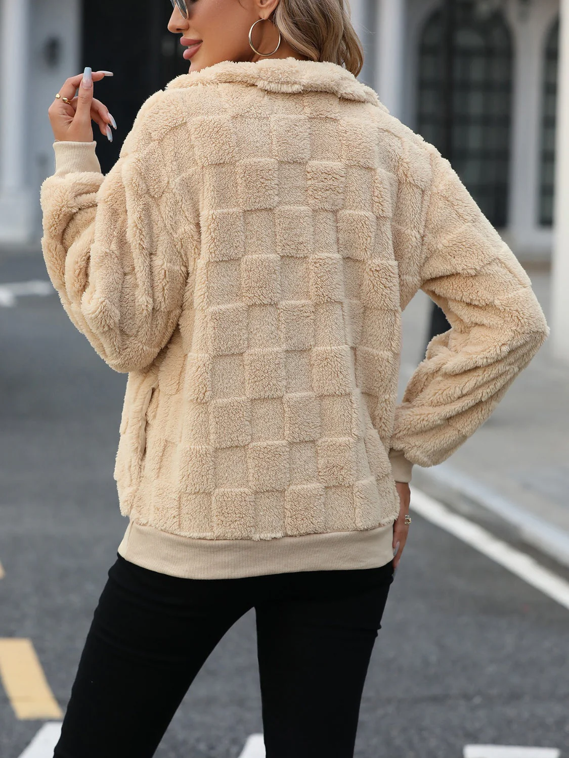 Monica | Fluffy long-sleeved quarter-zip sweatshirt - Image 2