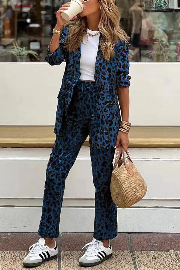 Monique | Blazer and trousers - Image 3