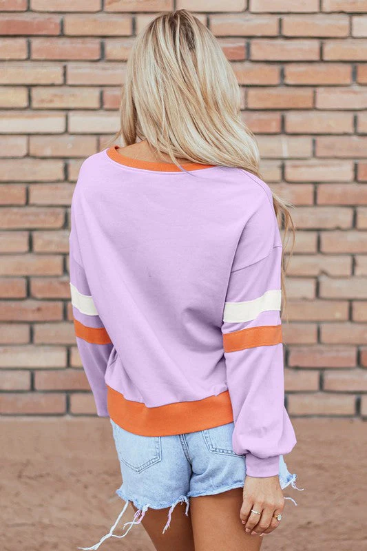 Monique | Knitted women's sweatshirt with low shoulders and V-neck - Image 15