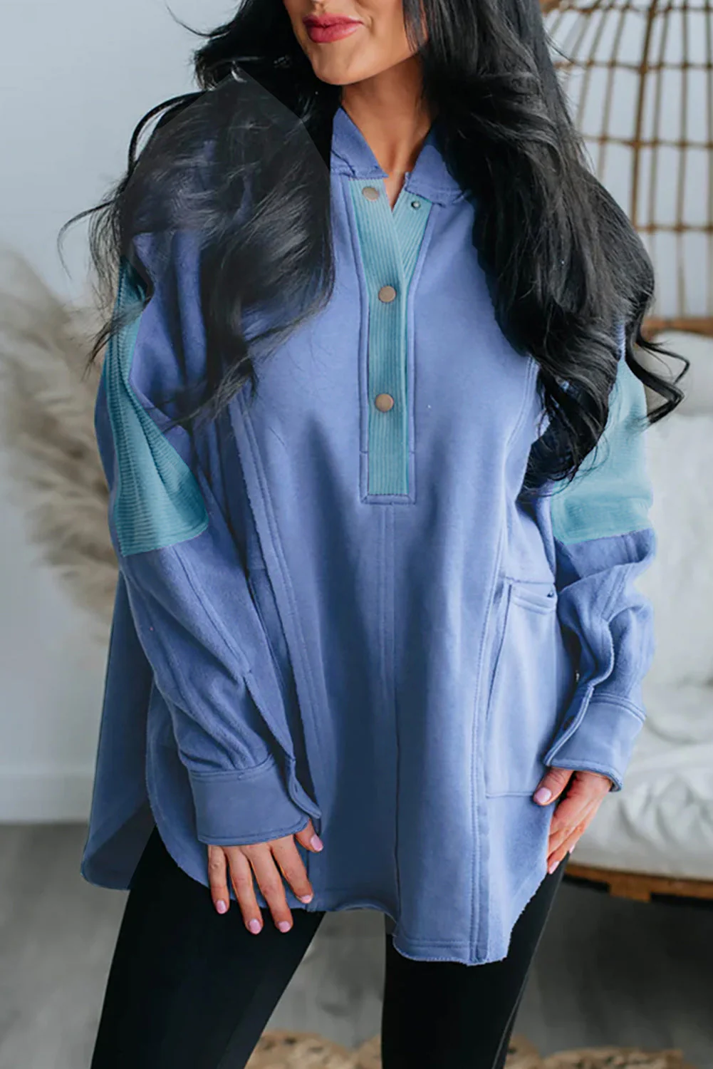 Nadia | Elegant and casual winter hoodie - Image 4