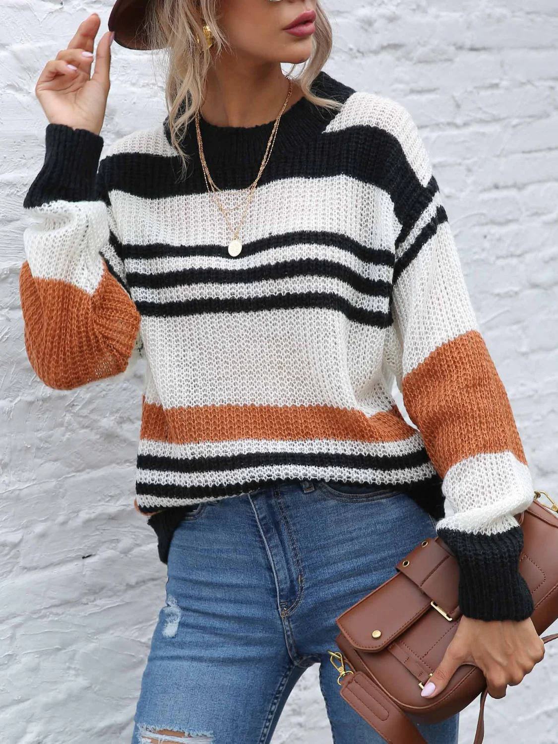 Nadine | Contrasting striped long-sleeved sweater with a crew neck - Image 7