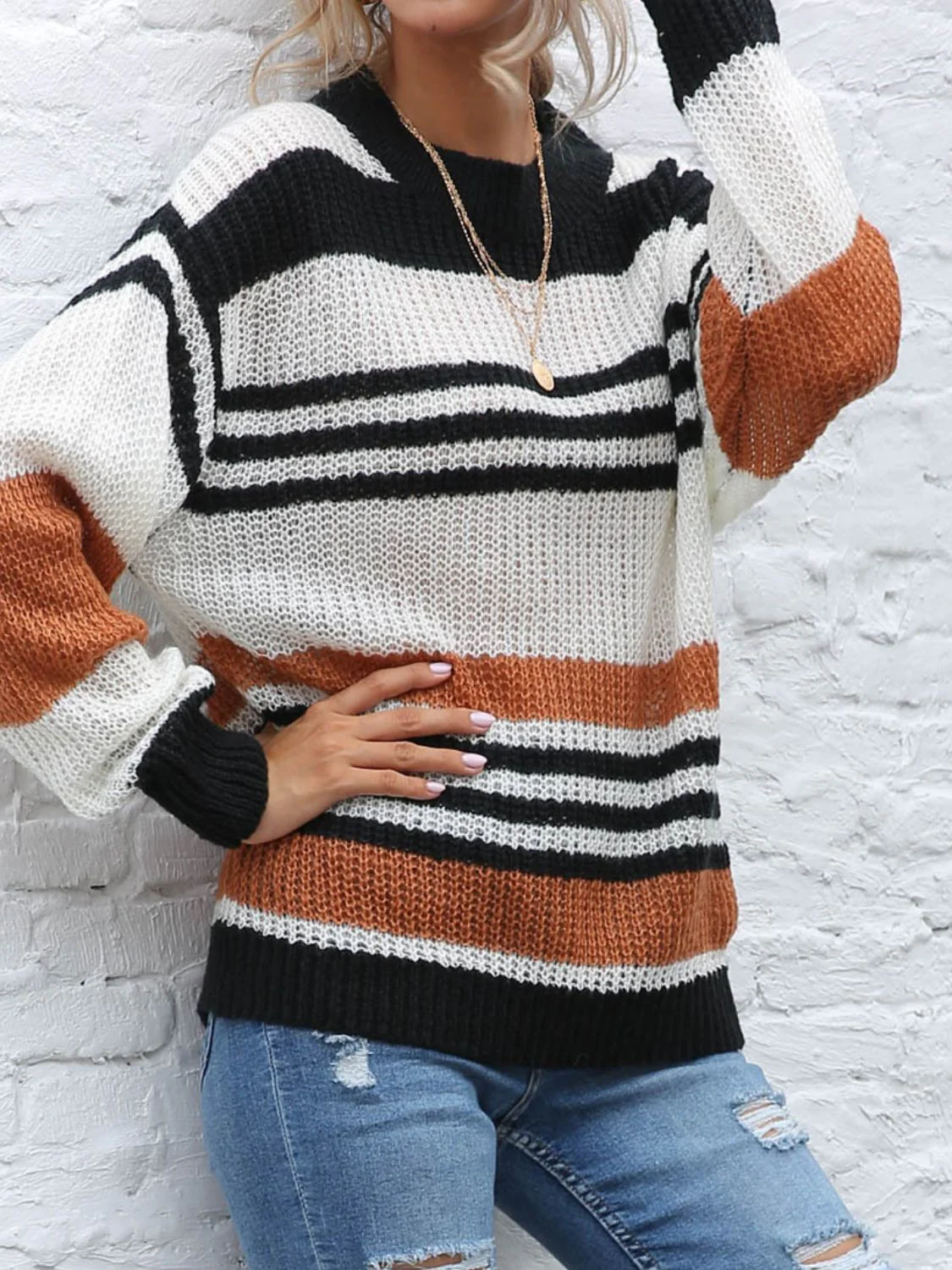 Nadine | Contrasting striped long-sleeved sweater with a crew neck - Image 8