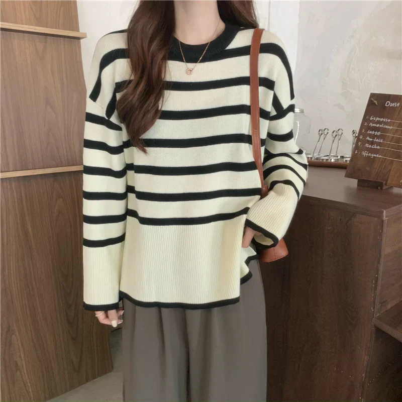 Natacha | Elegant and versatile winter sweater - Image 2