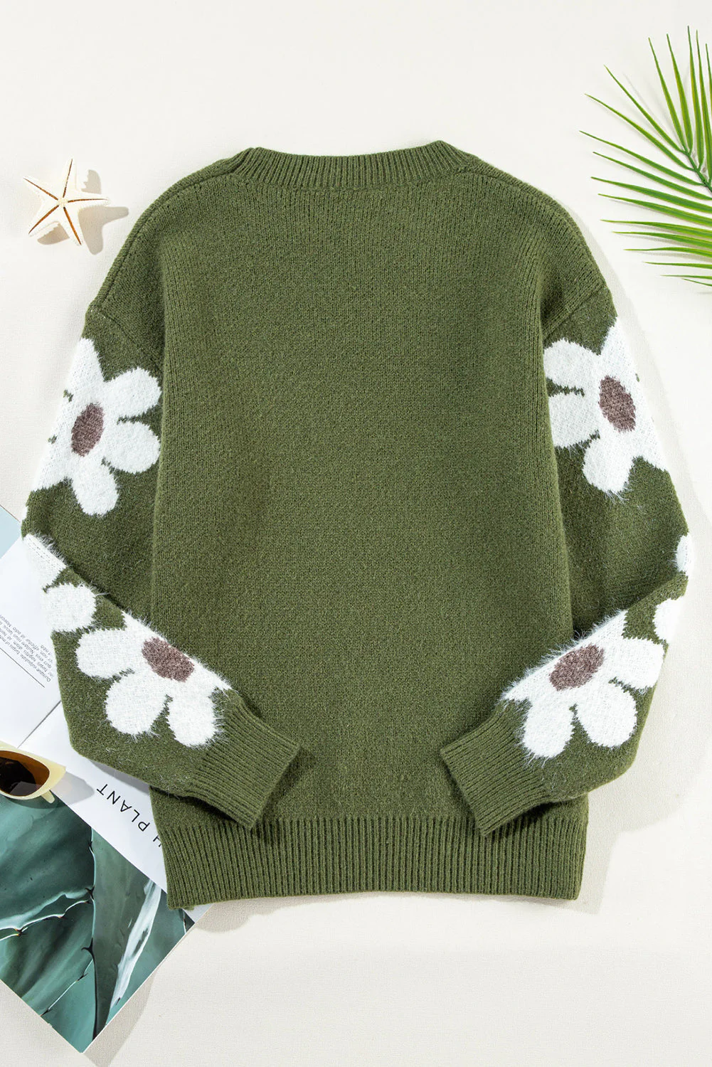 Nicolasa | Fashionable and effortless winter sweater