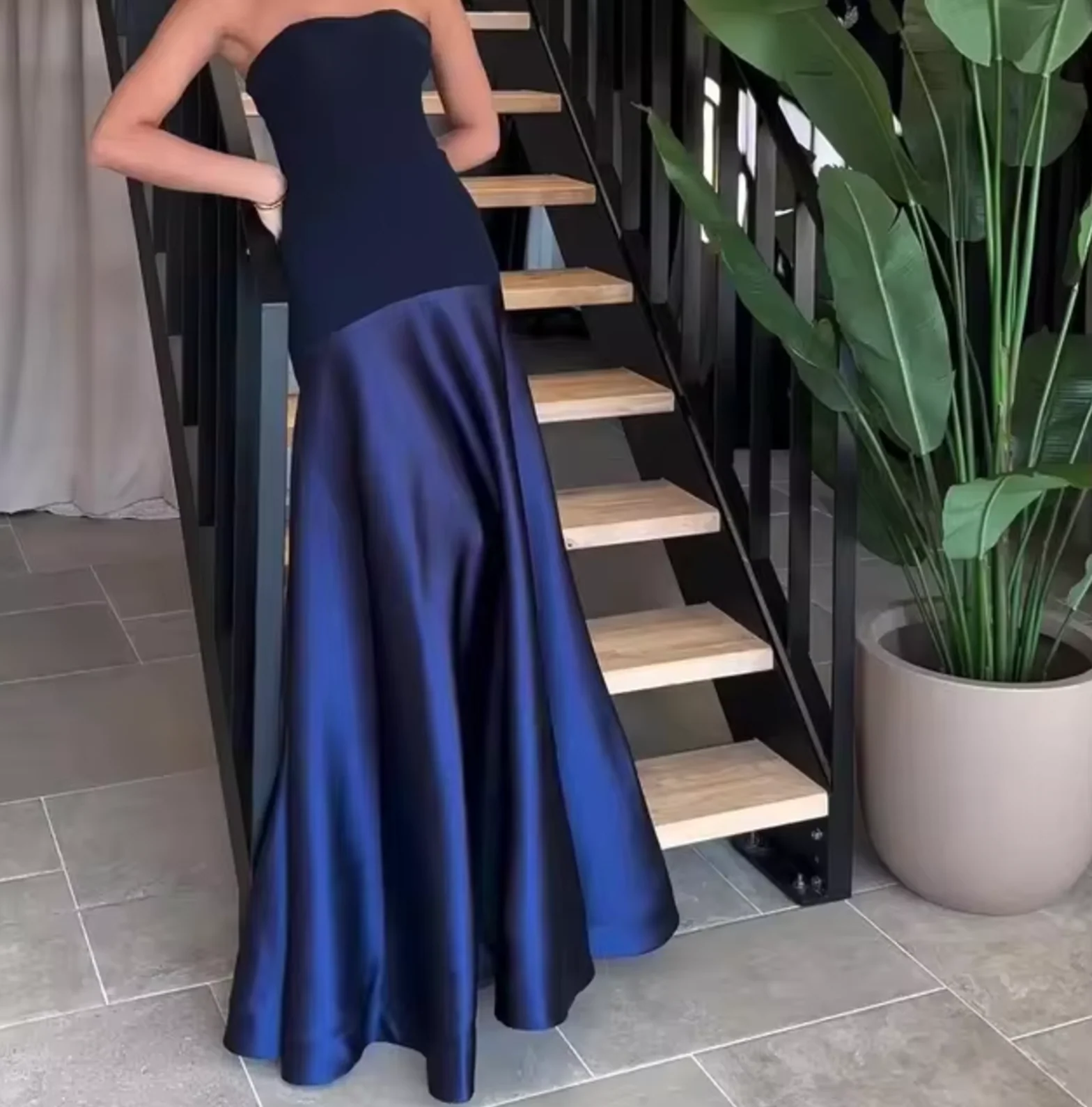 Nicoletta® | Elegant Strapless Long Dress - Image 5