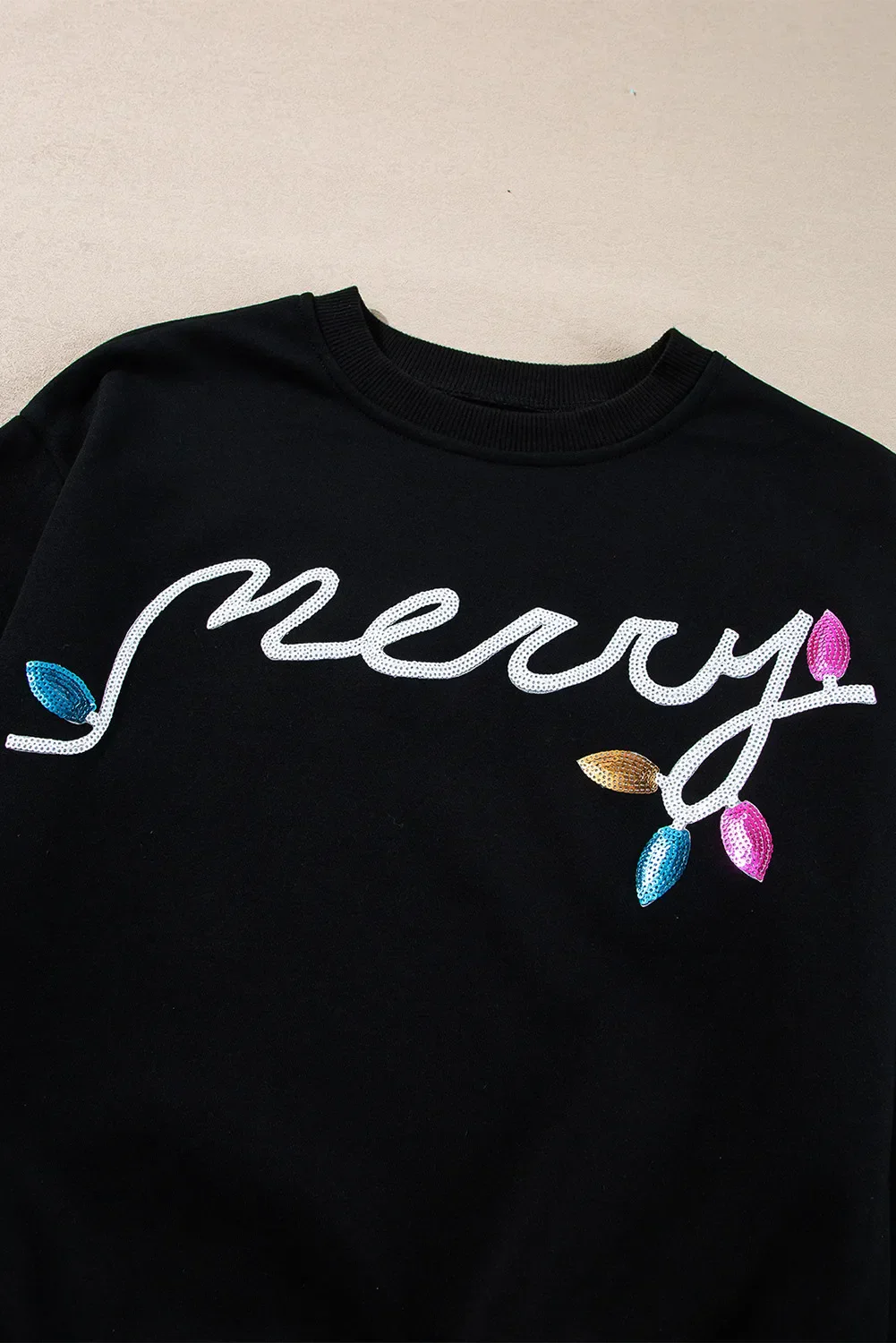 Noelia | MERRY sequined crew neck long sleeve top and shorts set - Image 5