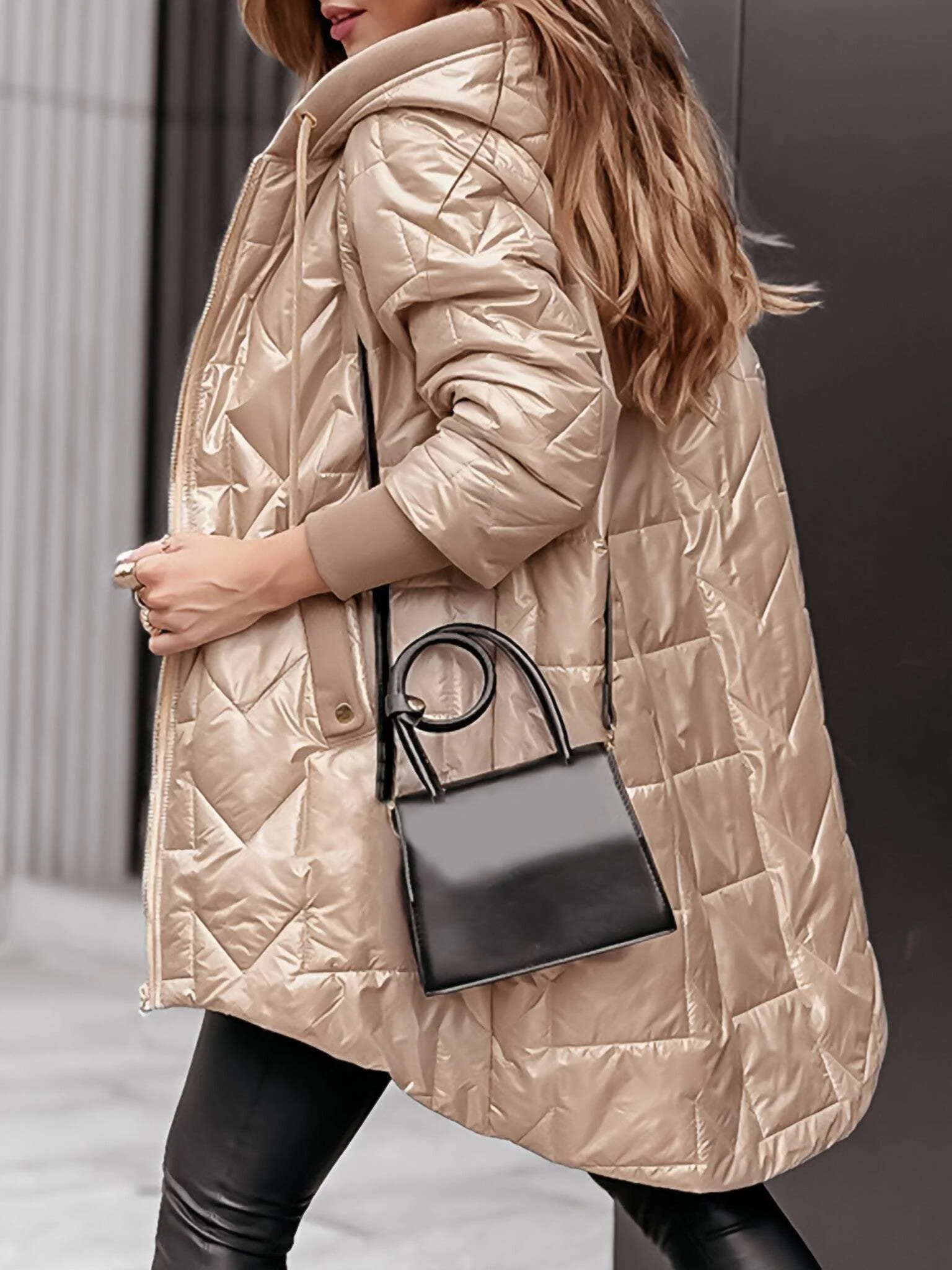 Noemí | Astrid Stylish hooded jacket - Image 3
