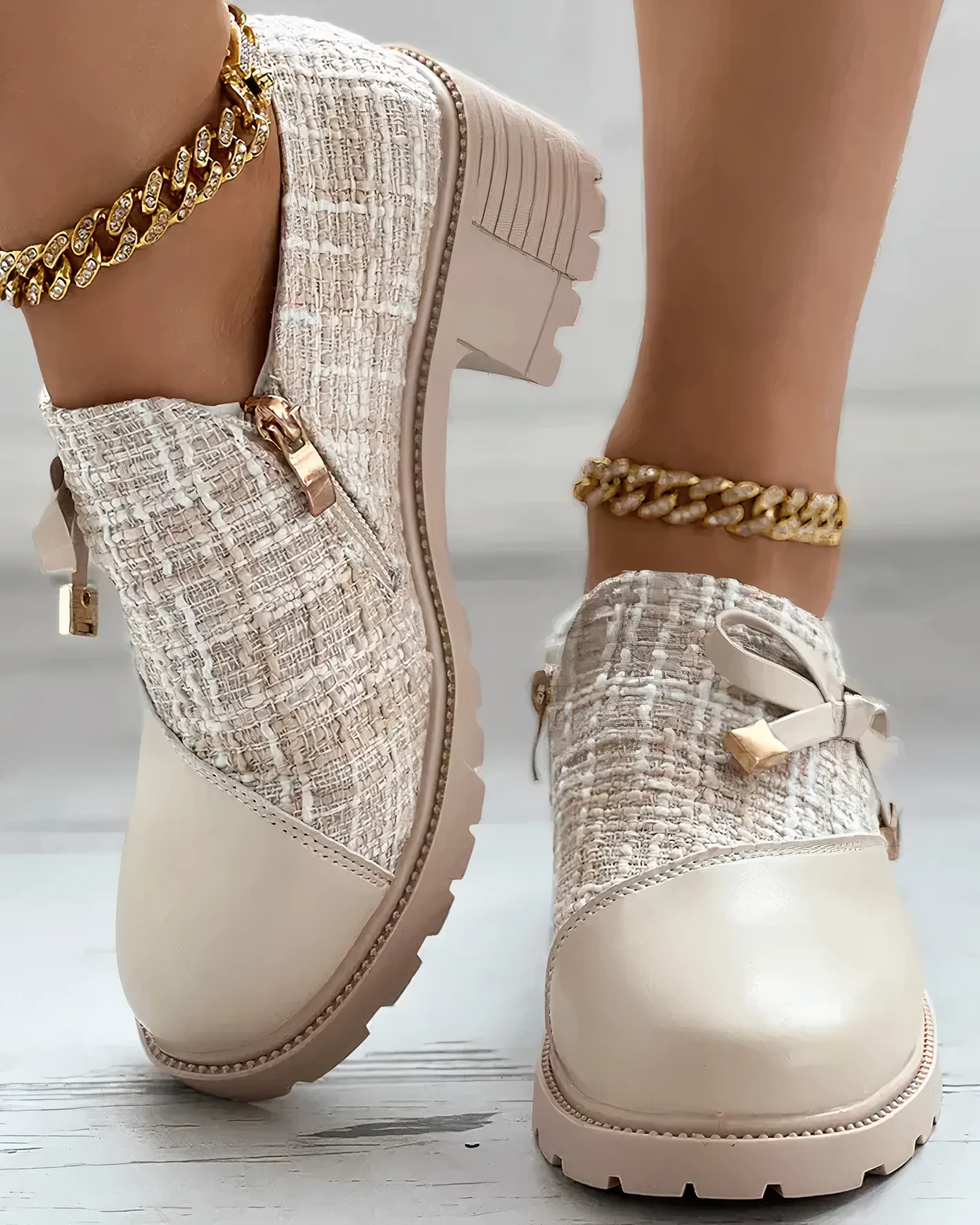 Norma® | Stylish Thick Heels With Lace - Image 3