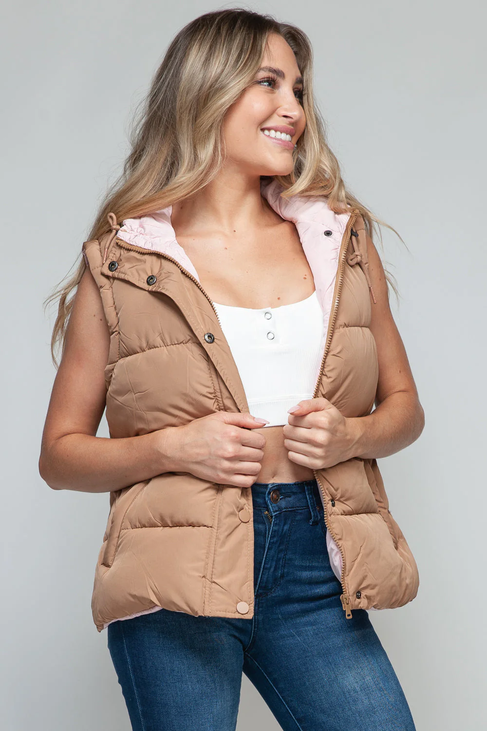 Nuria | Snobbish hooded vest with snap and zip fastening - Image 7