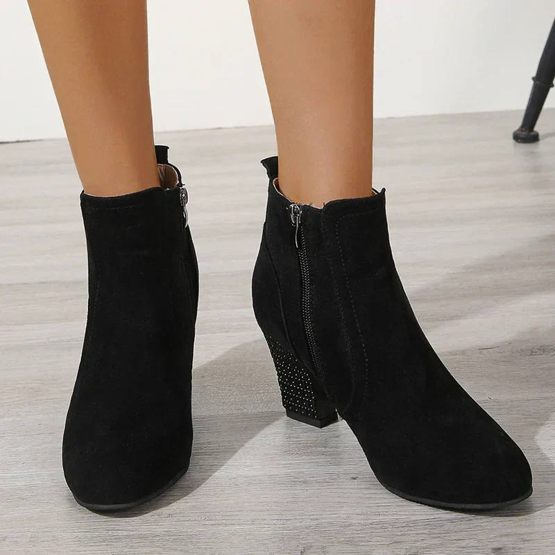 Olga | Casual, orthopedic cut boots - Image 2