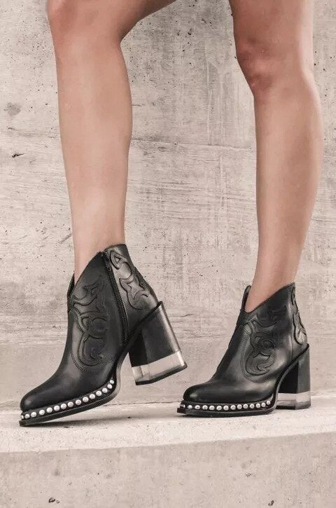 Olga | Durable orthopedic boots - Image 2