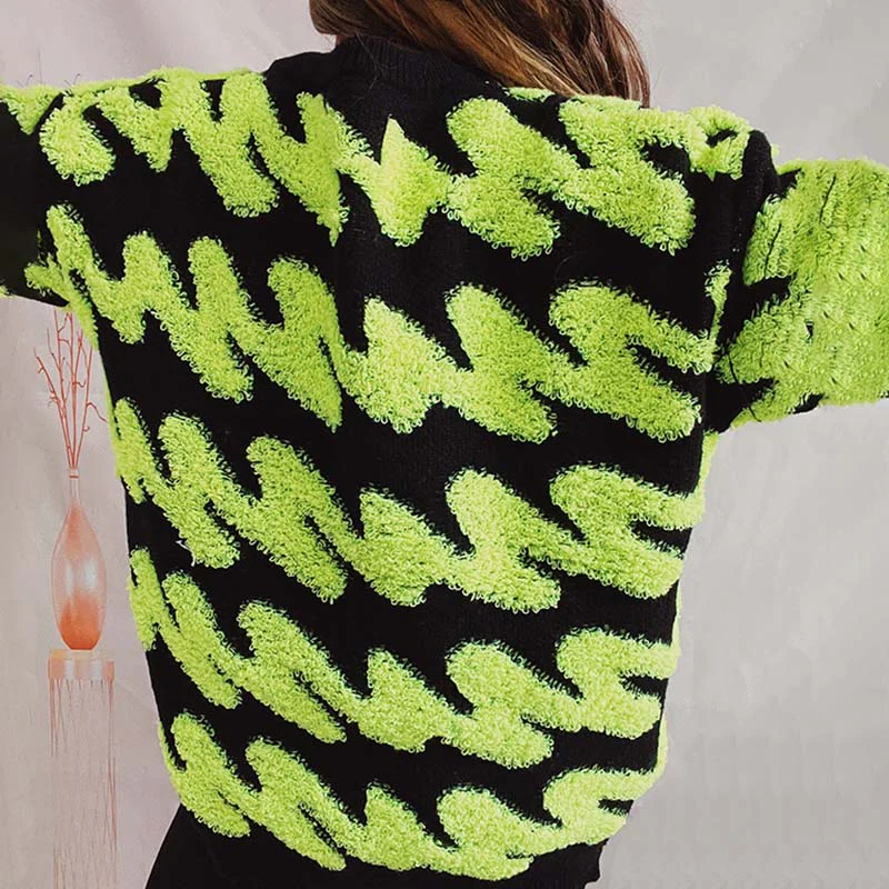 Olga | Effortless and trendy winter sweater - Image 10