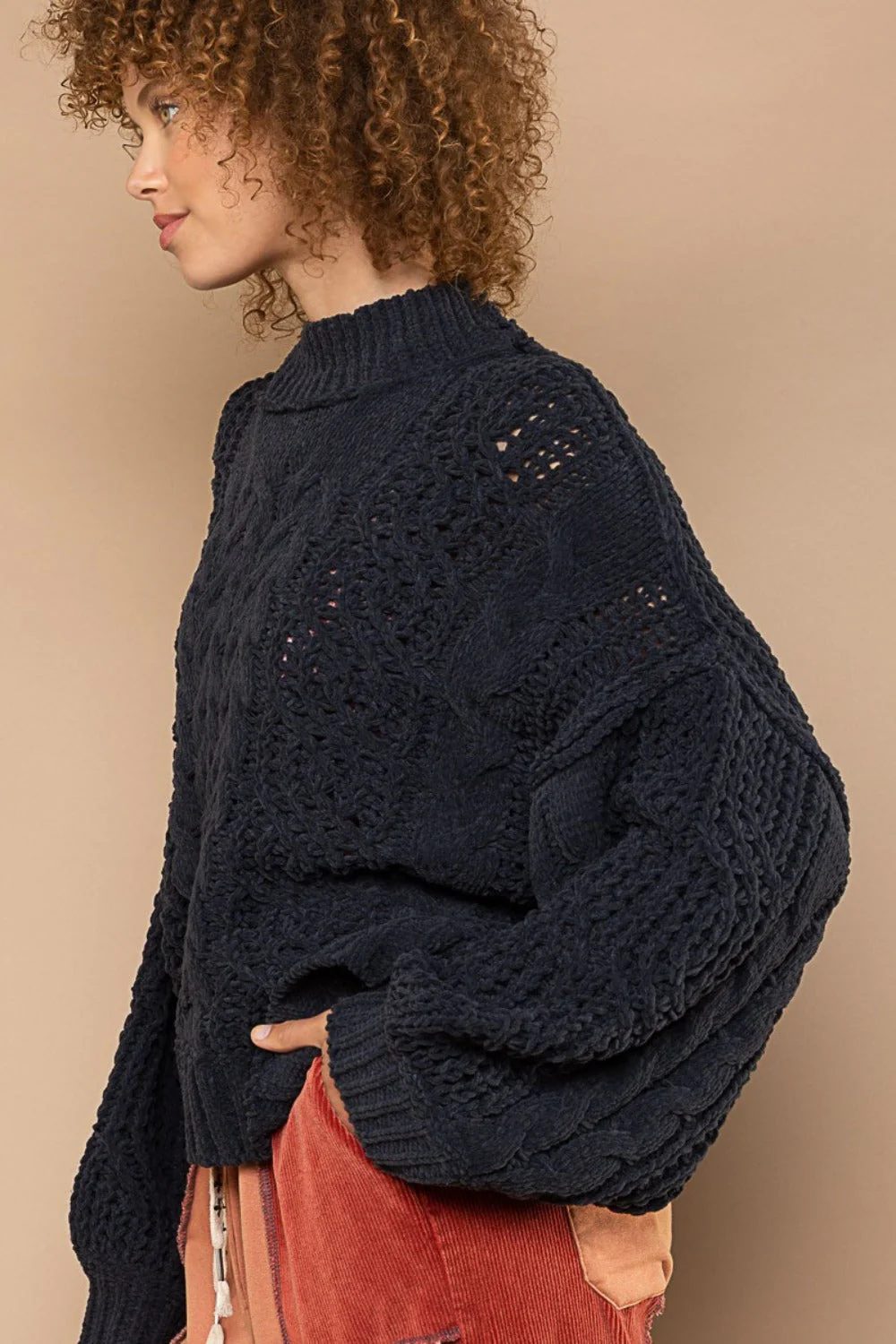 Oriana | POL sweater with stand-up collar and cable pattern - Image 2