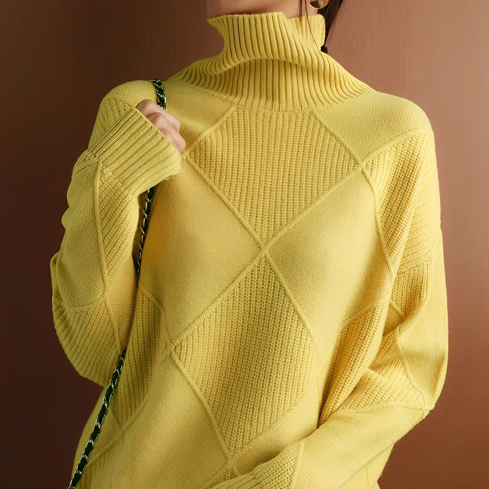 Oriana | Structured turtleneck sweater - Image 5