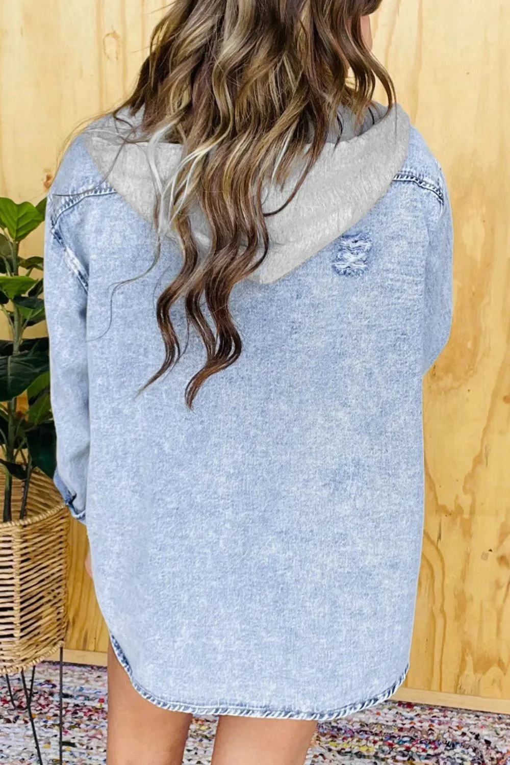 Paola| Fashionable and minimalist winter jacket