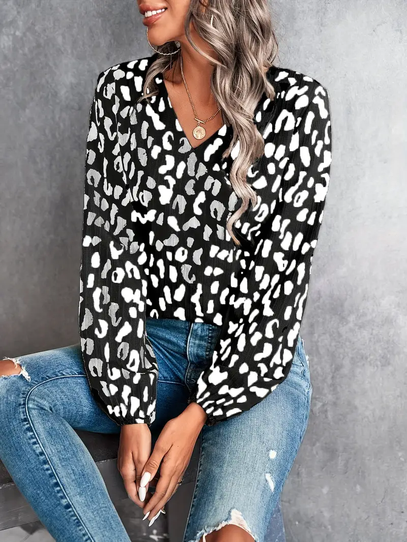 Patricia | Chic and relaxed winter blouse - Image 6