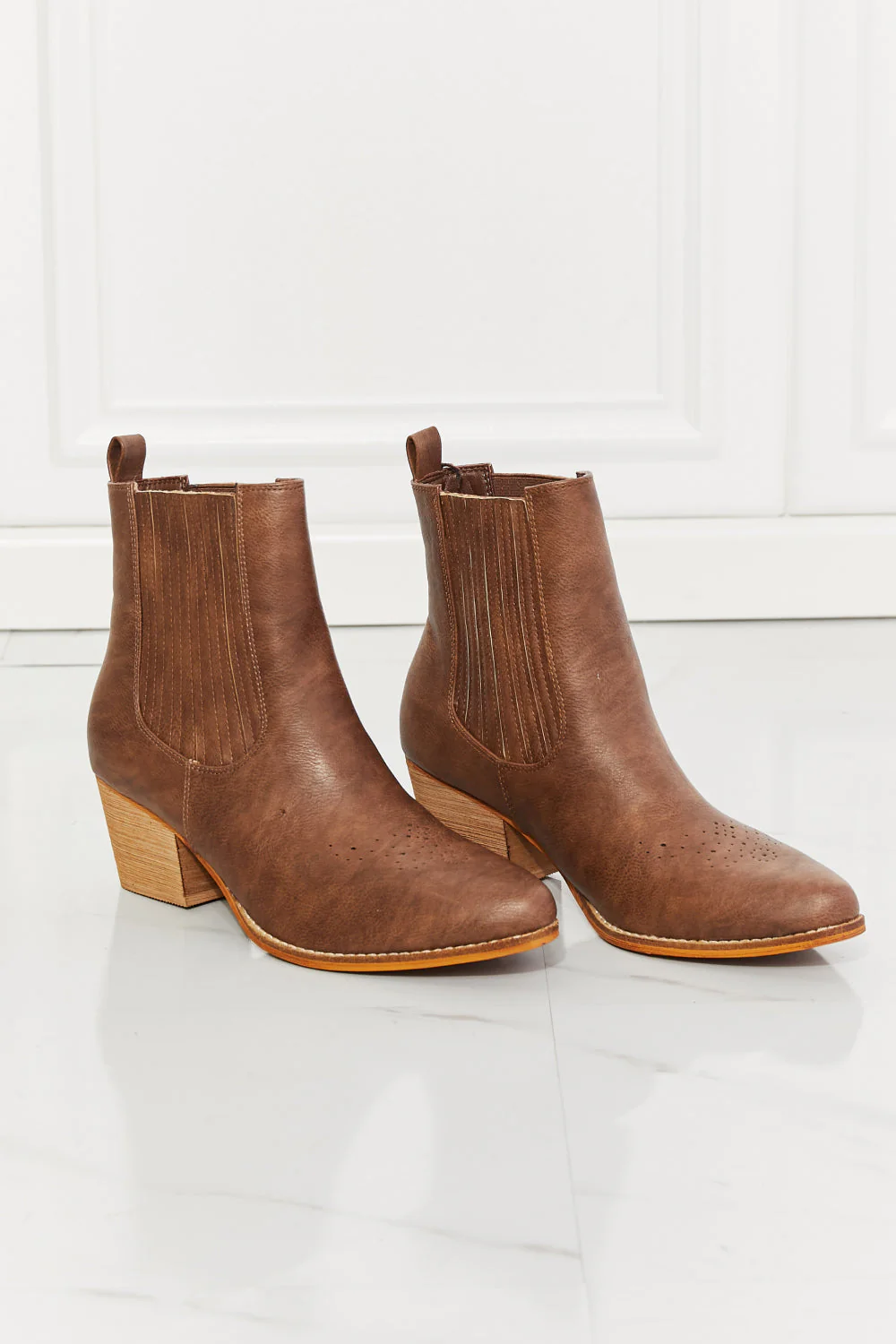 Paula | Casual and supportive orthopedic shoes - Image 4