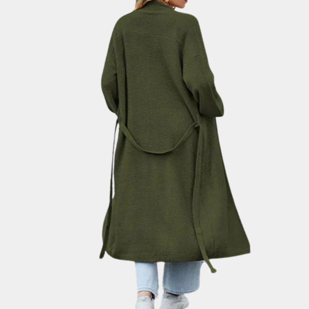 Paula | Modern and comfortable winter cardigan