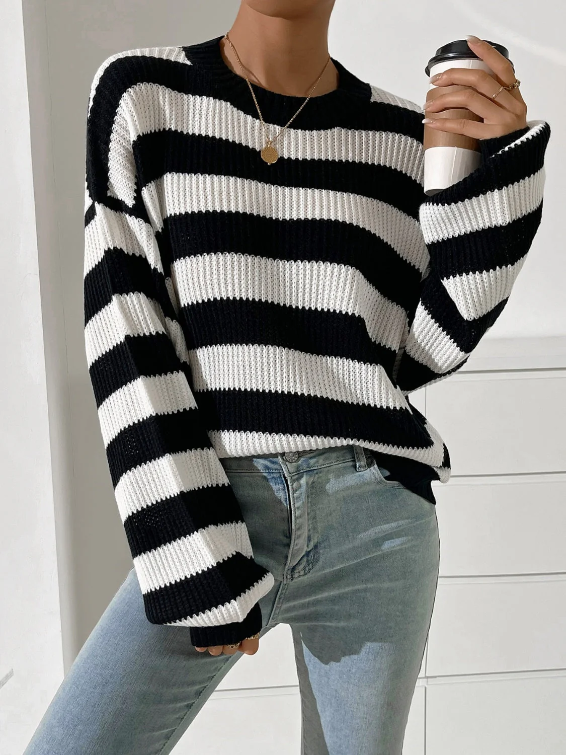 Paula| Modern and fashionable winter sweater - Image 22