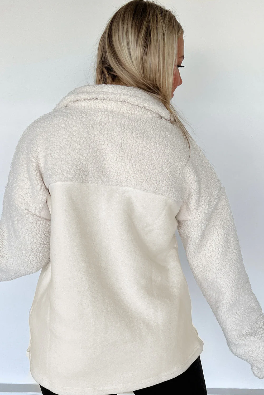 Paula | Fashionable and minimalist winter garment