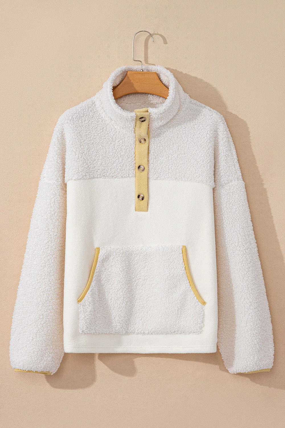 Paula | Fashionable and minimalist winter garment - Image 9