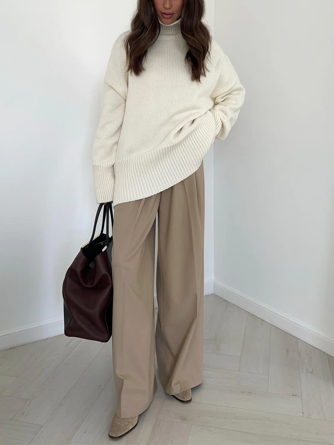 Penélope | Minimalist basic turtleneck sweater - Image 2