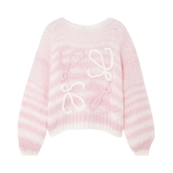 Petra | Women's knitted sweater with a crew neck and long sleeves - Image 3