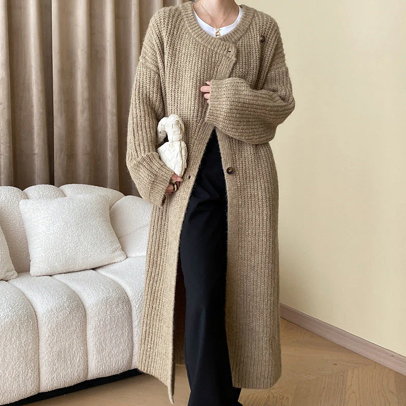 Pilar® | Modern and effortless winter garment. - Image 2