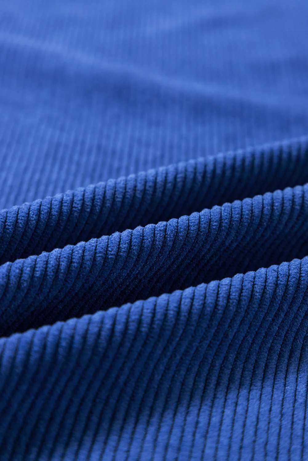 Pilar| Relaxed and timeless winter garment - Image 9