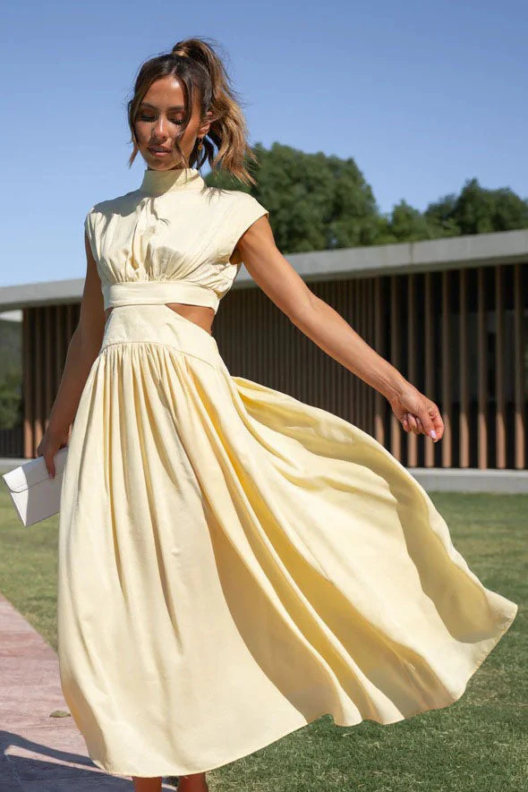 Rafaela® | Holiday Midi Dress With Cut-Out Waist And Pockets - Image 12